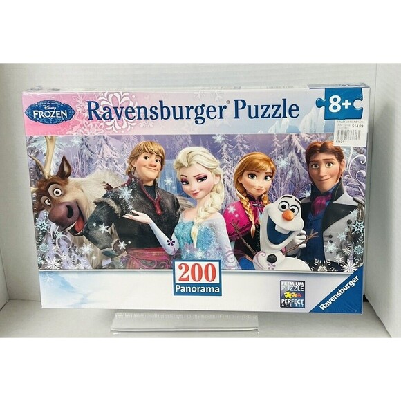 Disney Frozen Ravensburger Puzzle 200 Piece Panorama Jigsaw Puzzle 22 x 9 in New - Picture 2 of 11